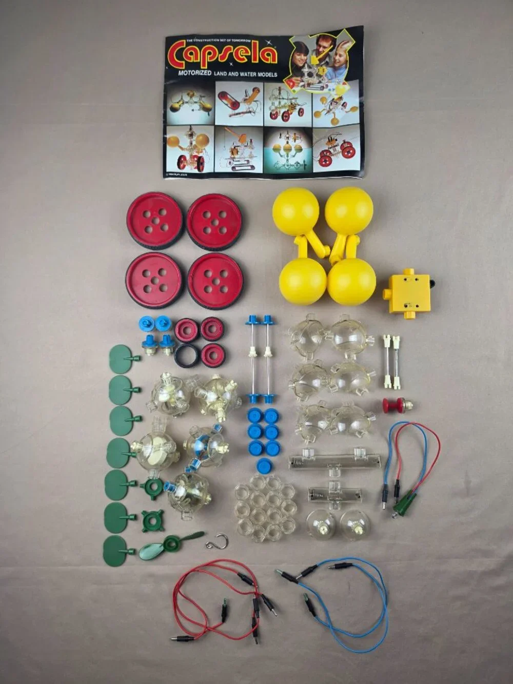 Vtg Capsela 500 Motorized Science Land & Water Models Building Set Incomplete